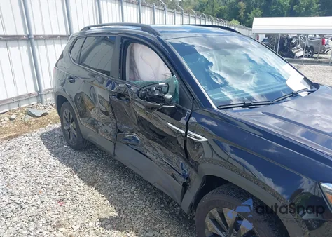 2024 Volkswagen Taos 1.5T S z USA, uszkodzony, nr VIN 3VV5X7B21RM113475